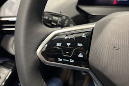 valkoinen Volkswagen ID.4 2026 kuva 13.