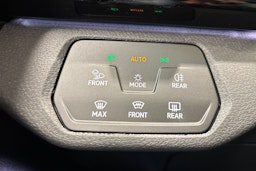 valkoinen Volkswagen ID.4 2026 kuva 14.