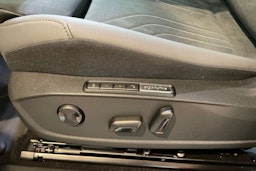 harmaa Volkswagen ID.4 2026 kuva 20.