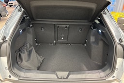 harmaa Volkswagen ID.4 2026 kuva 10.