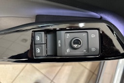 harmaa Volkswagen ID.4 2026 kuva 11.