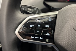 harmaa Volkswagen ID.4 2026 kuva 15.