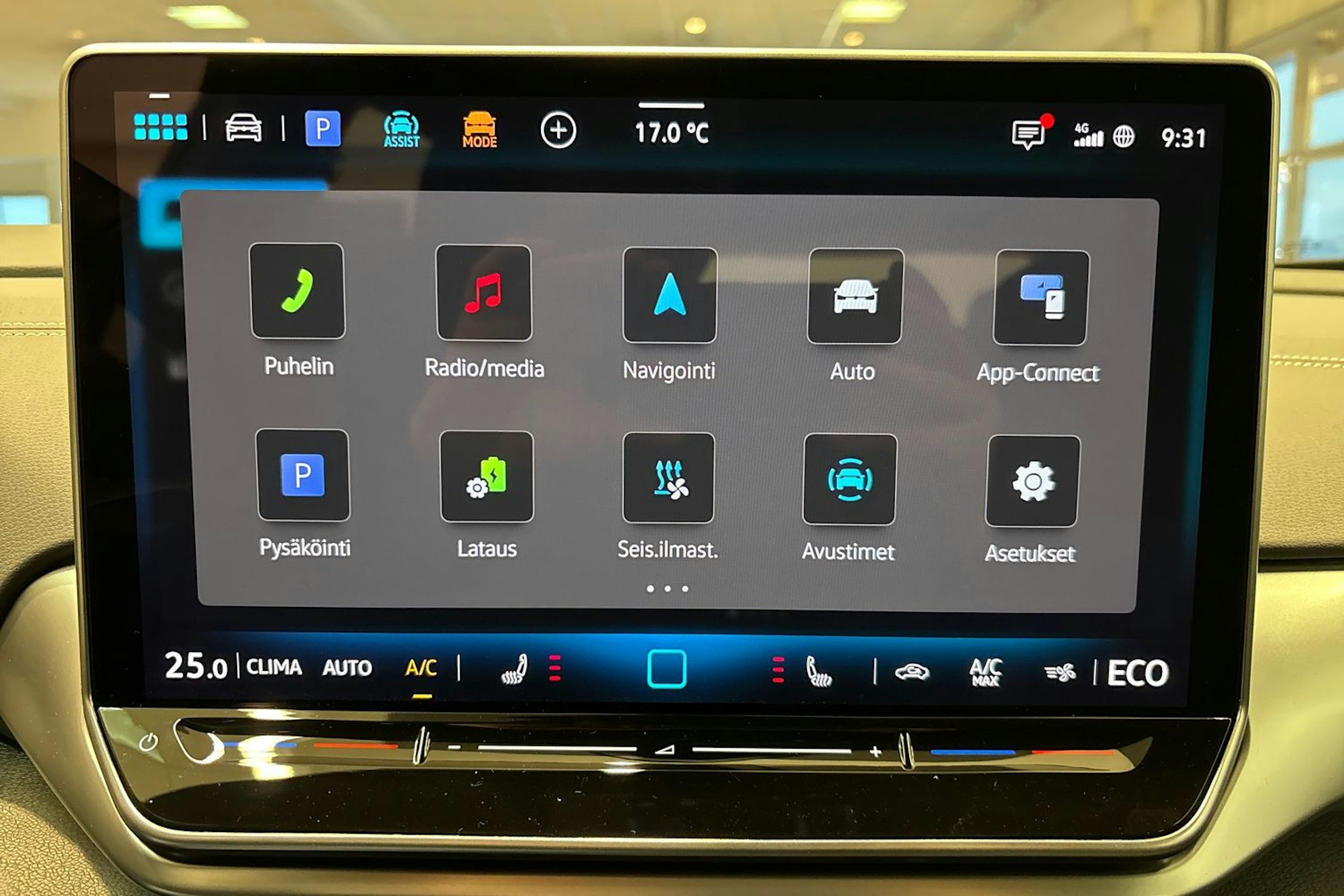 harmaa Volkswagen ID.4 2026 kuva 16.