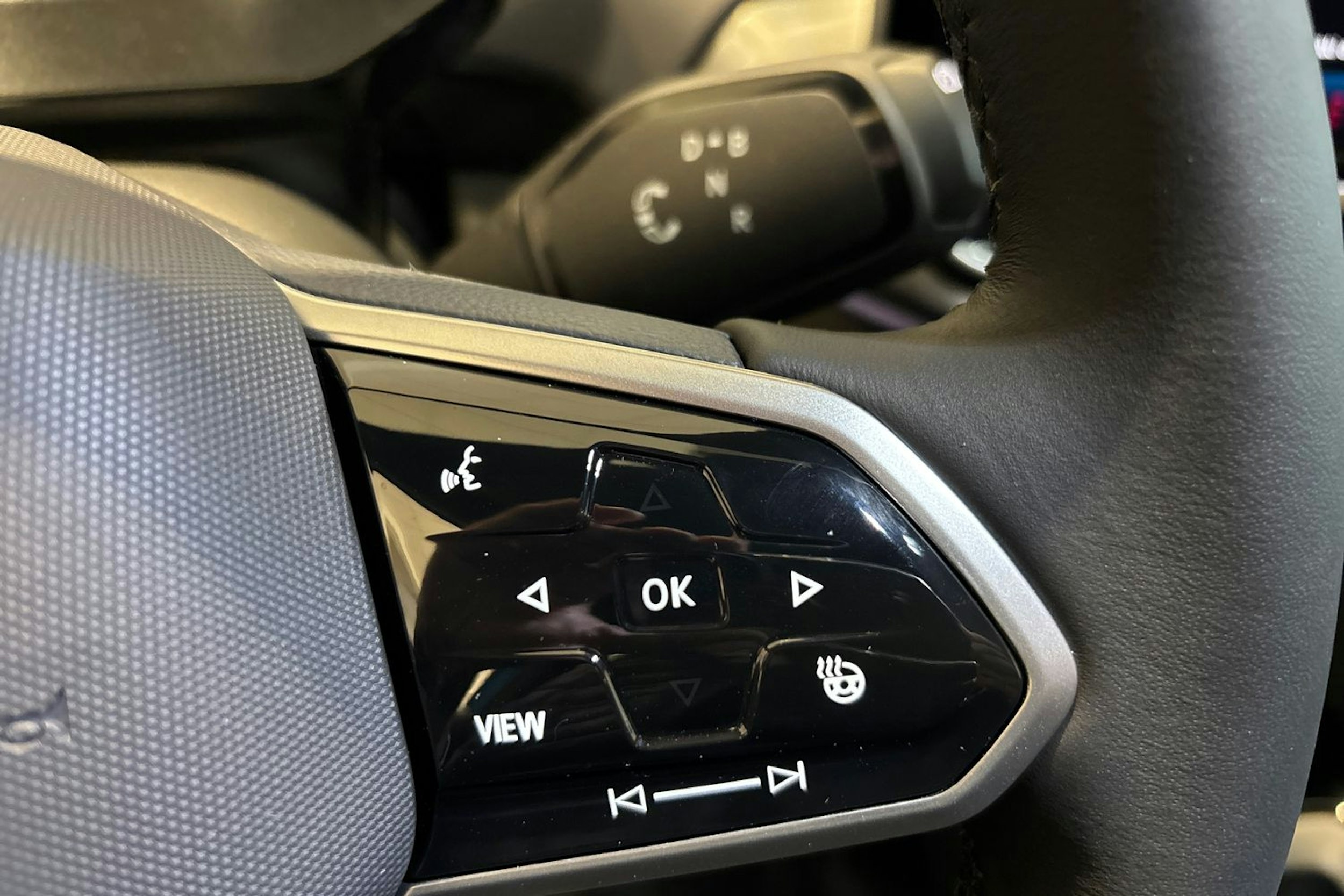 sininen Volkswagen ID.4 2026 kuva 21.