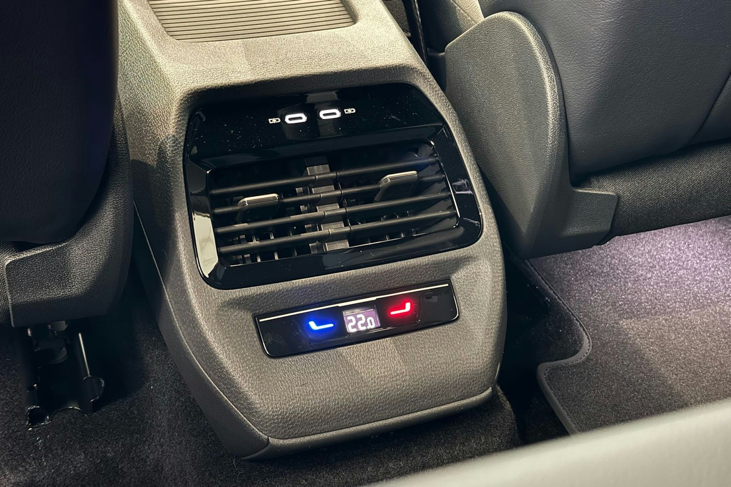 met. sininen Volkswagen ID.4 2026 kuva 16.