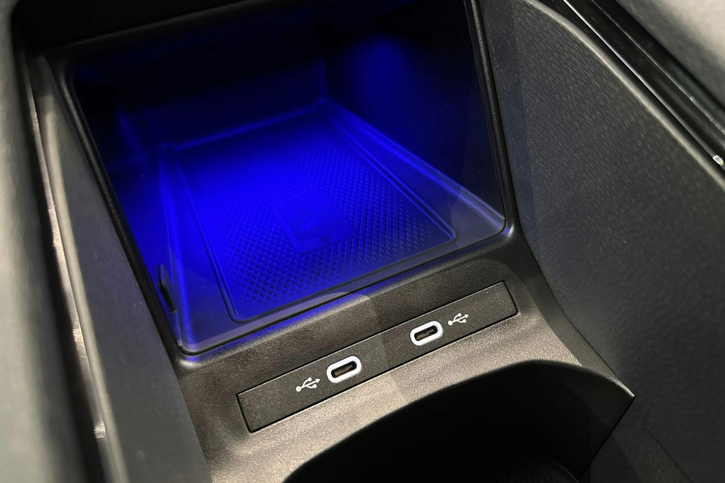 met. sininen Volkswagen ID.4 2026 kuva 31.