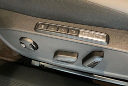 valkoinen Volkswagen ID.4 2026 kuva 14.