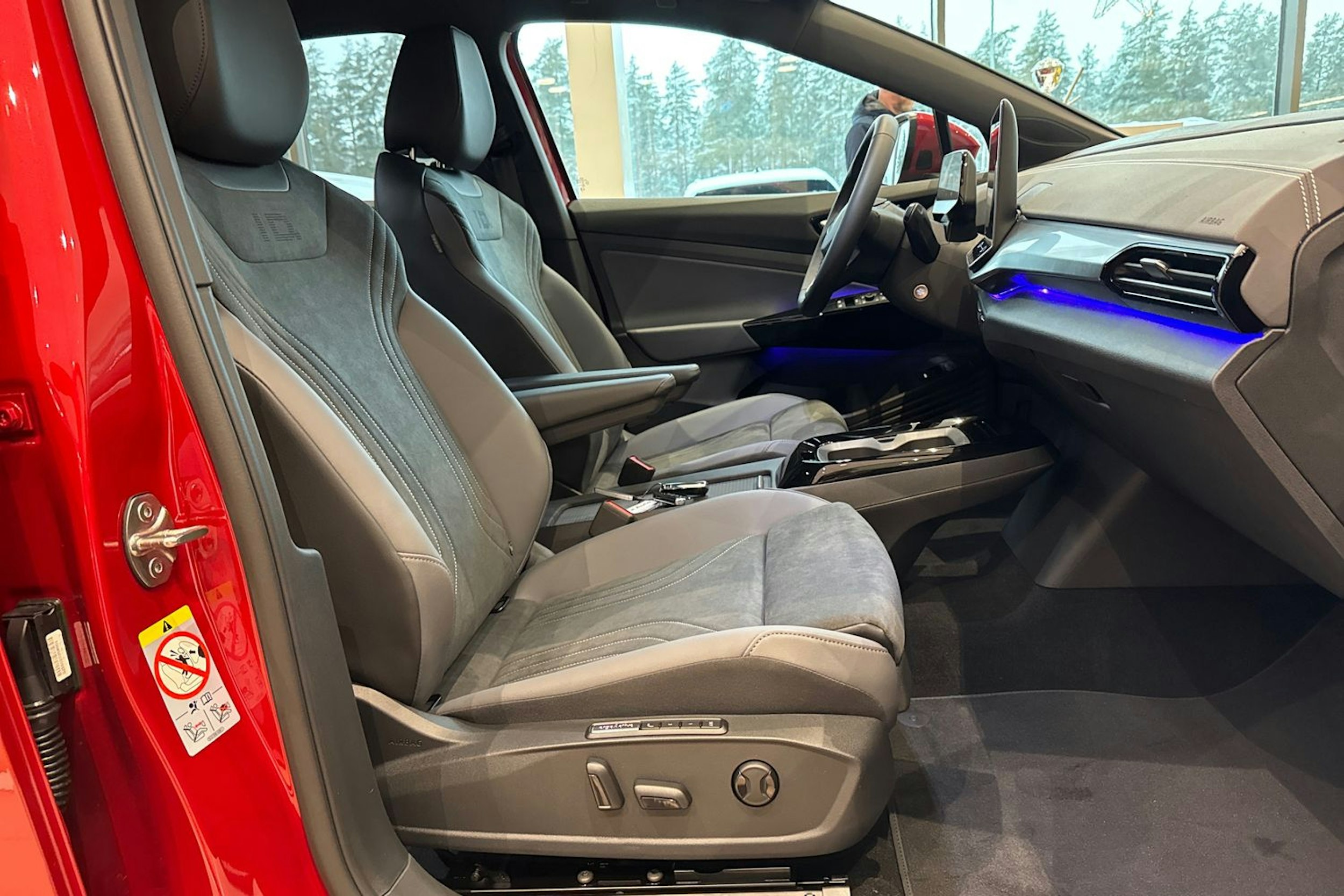 met. punainen Volkswagen ID.4 2026 kuva 14.