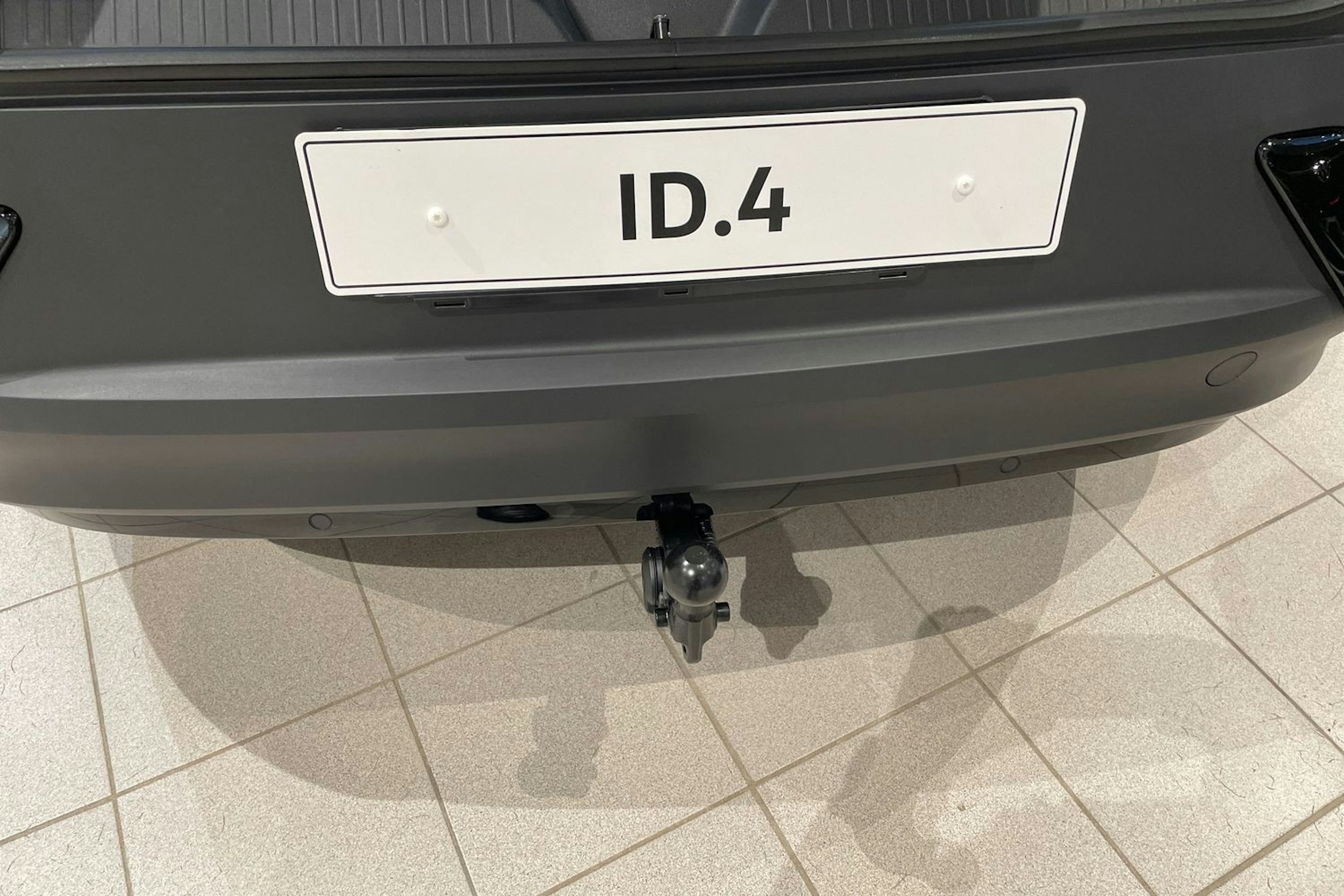 met. musta Volkswagen ID.4 2026 kuva 12.