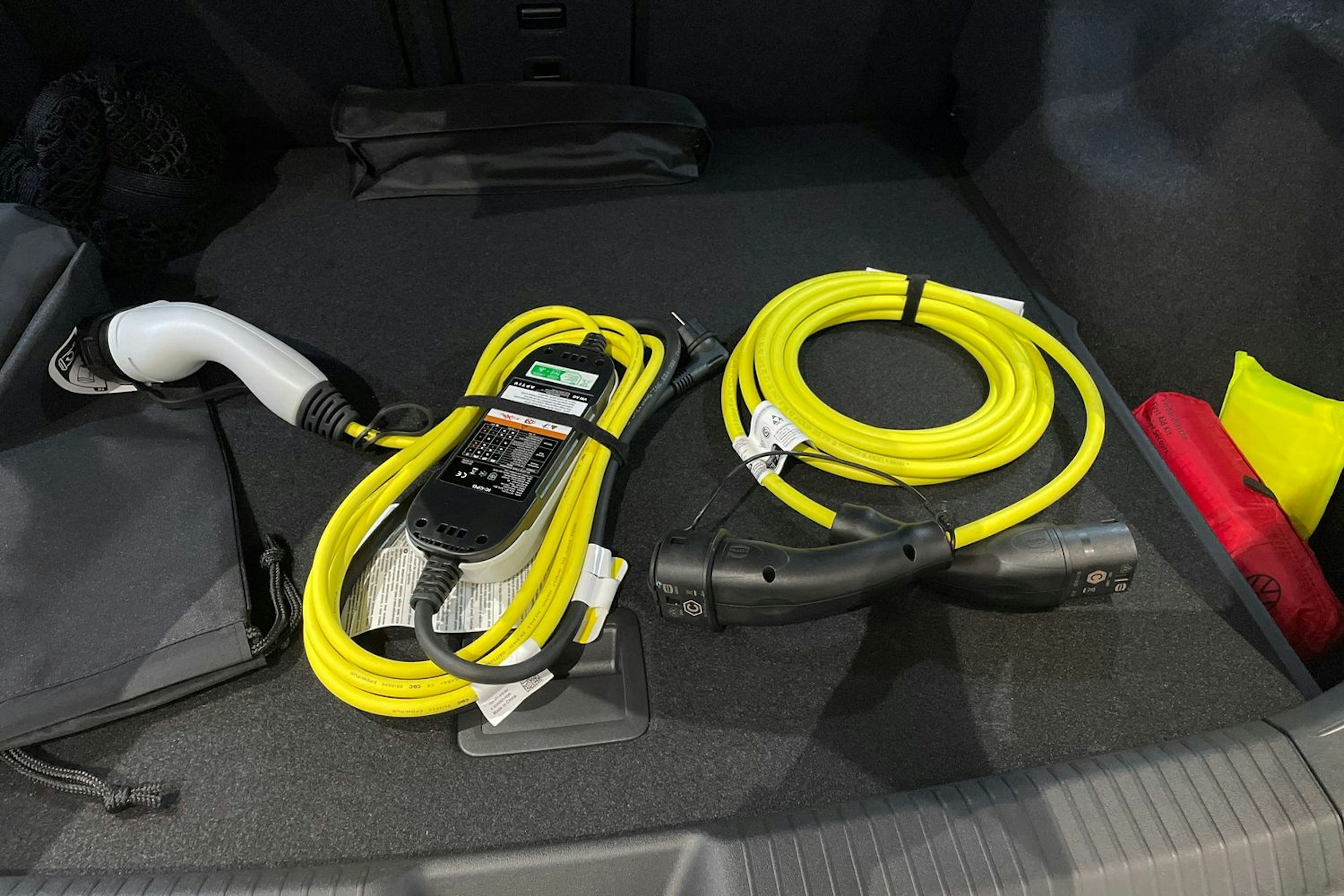 met. musta Volkswagen ID.4 2026 kuva 13.