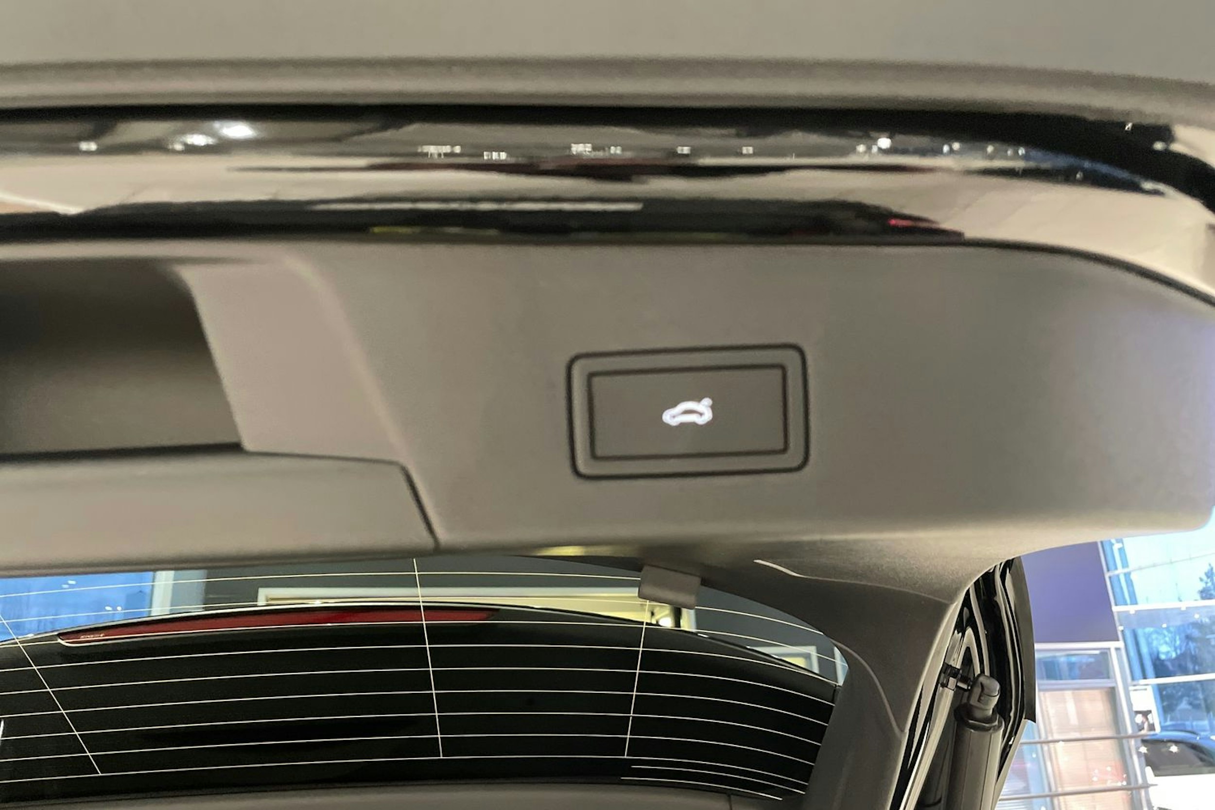 met. musta Volkswagen ID.4 2026 kuva 14.