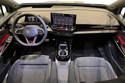 met. harmaa Volkswagen ID.4 2026 kuva 7.