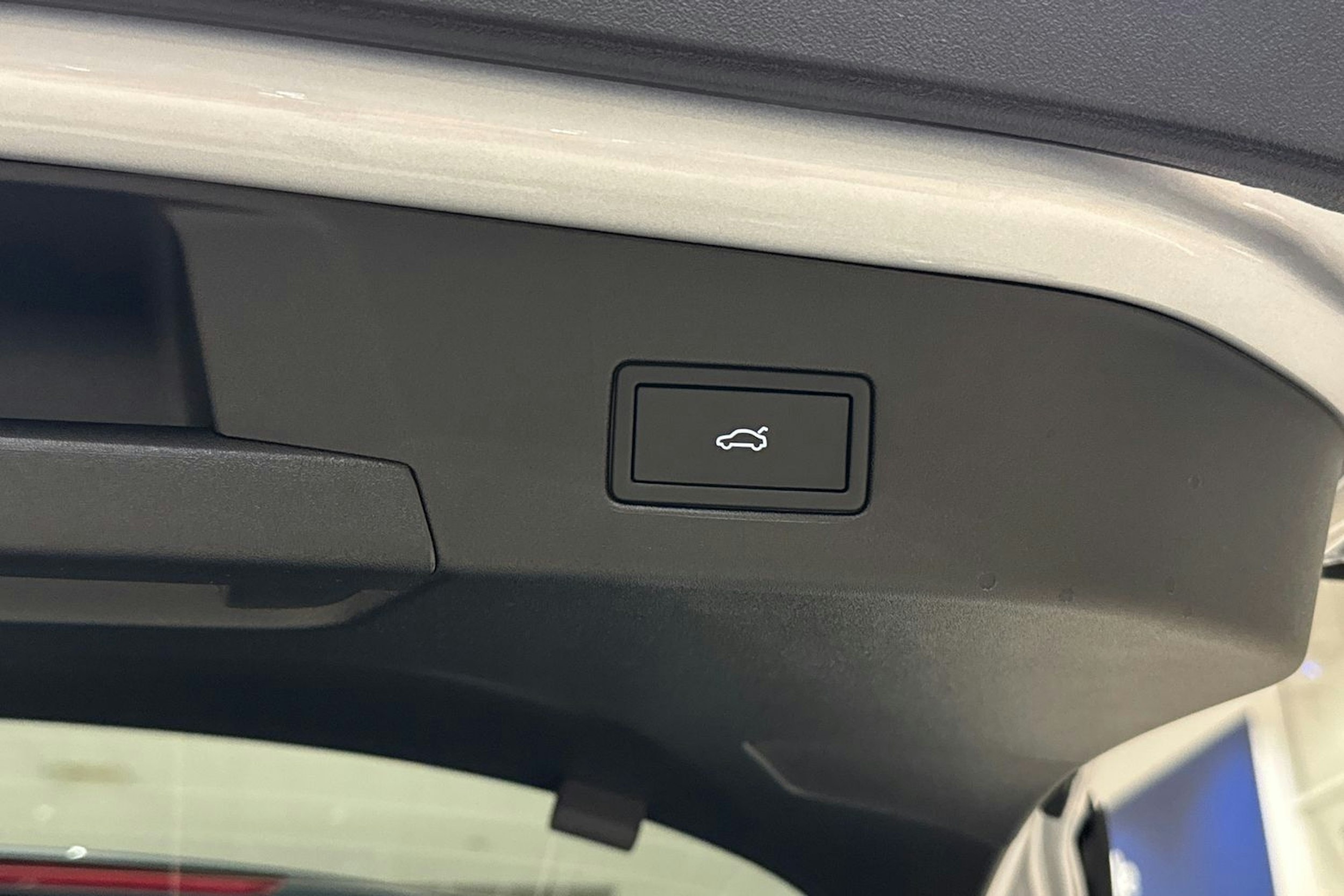 met. harmaa Volkswagen ID.4 2026 kuva 14.