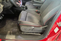 met. punainen Volkswagen ID.4 2026 kuva 13.