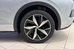 harmaa Volkswagen ID.4 2026 kuva 10.