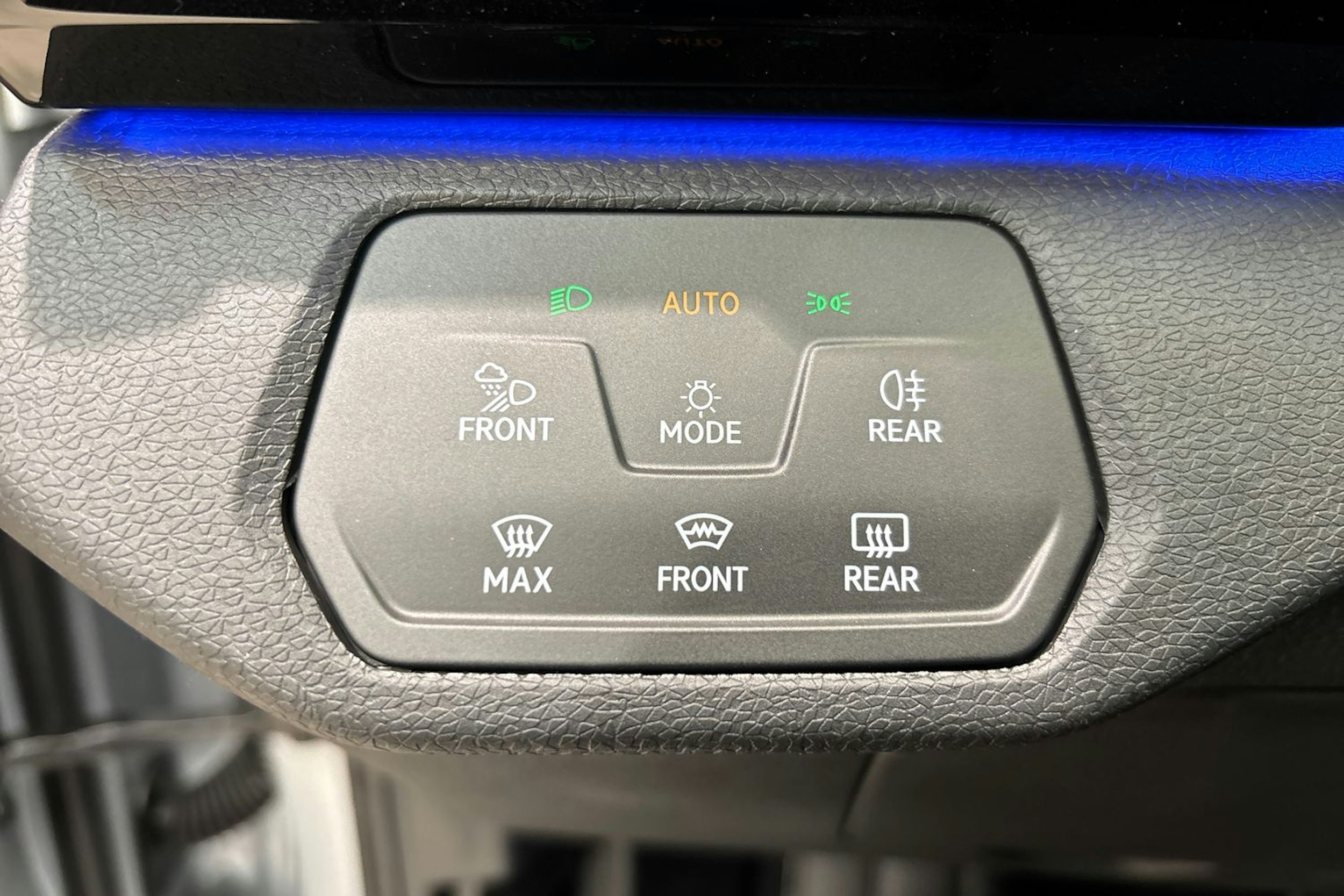 harmaa Volkswagen ID.4 2026 kuva 24.