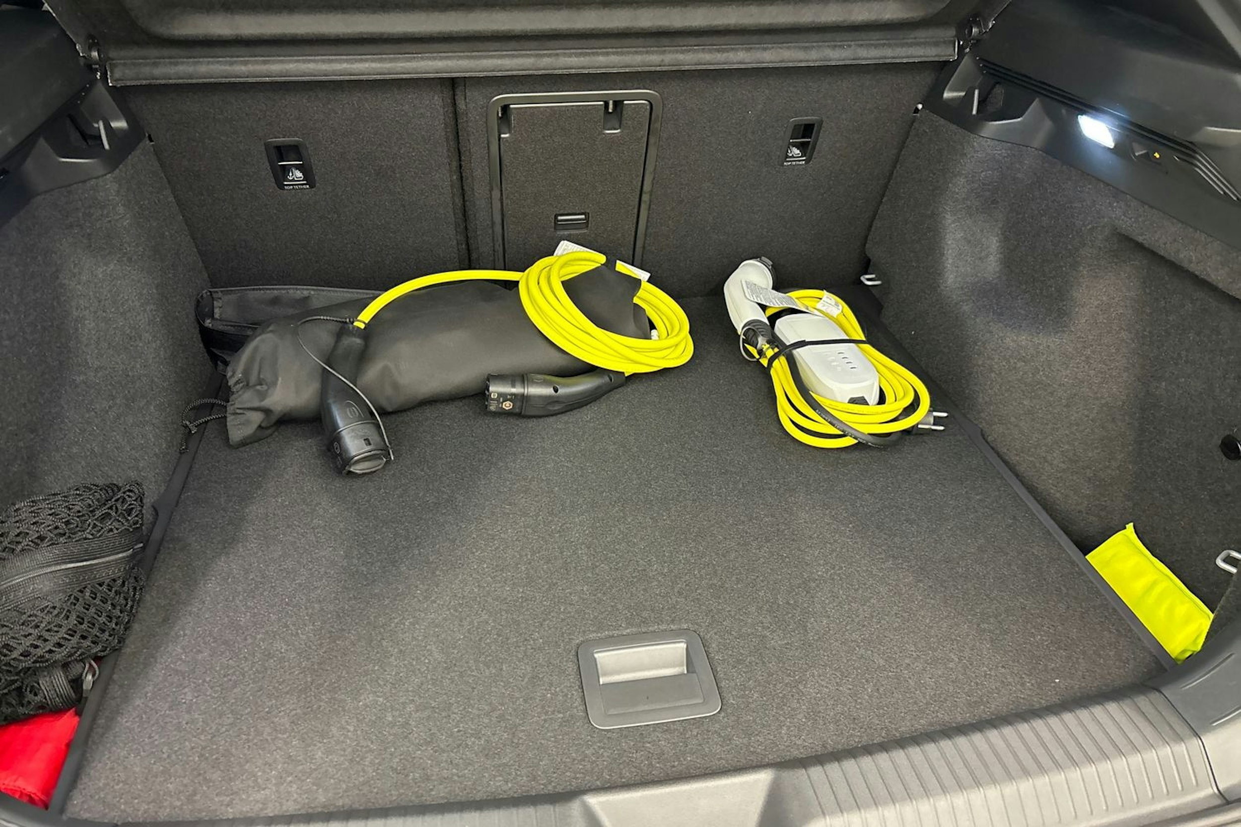 harmaa Volkswagen ID.4 2026 kuva 31.