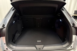 met. harmaa Volkswagen ID.4 2026 kuva 8.