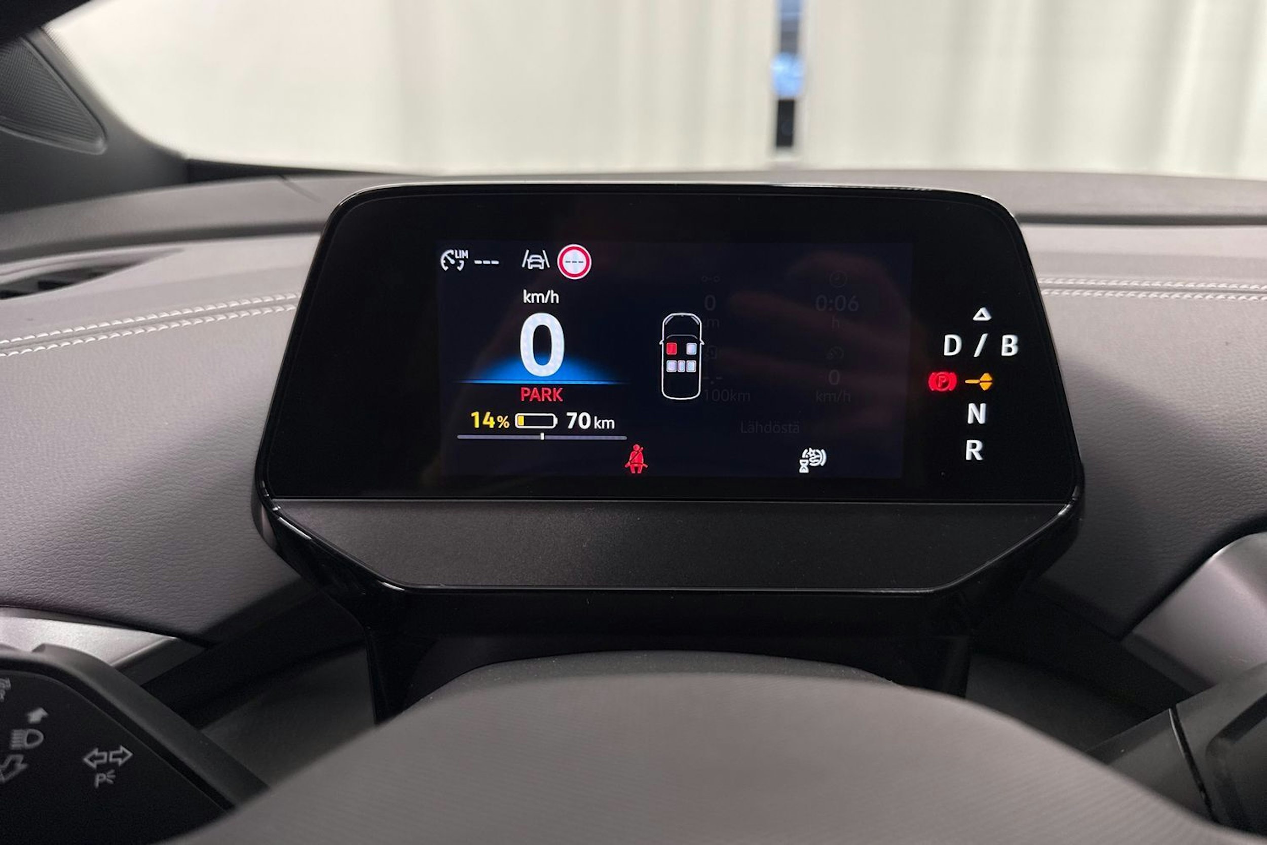 met. harmaa Volkswagen ID.4 2026 kuva 15.