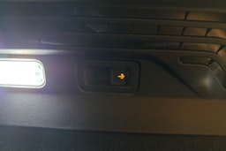 met. harmaa Volkswagen ID.4 2026 kuva 30.