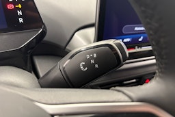 met. harmaa Volkswagen ID.4 2026 kuva 32.