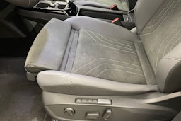 harmaa Volkswagen ID.4 2026 kuva 10.