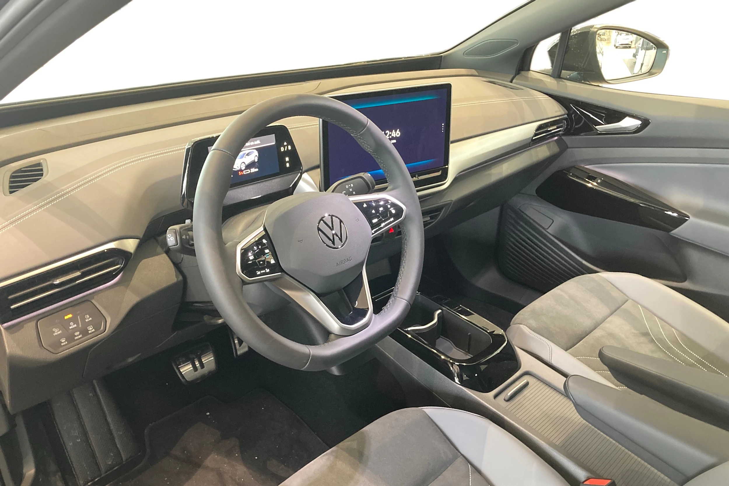 musta Volkswagen ID.4 2026 kuva 6.