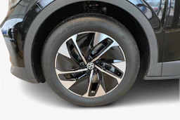 musta Volkswagen ID.4 2026 kuva 9.