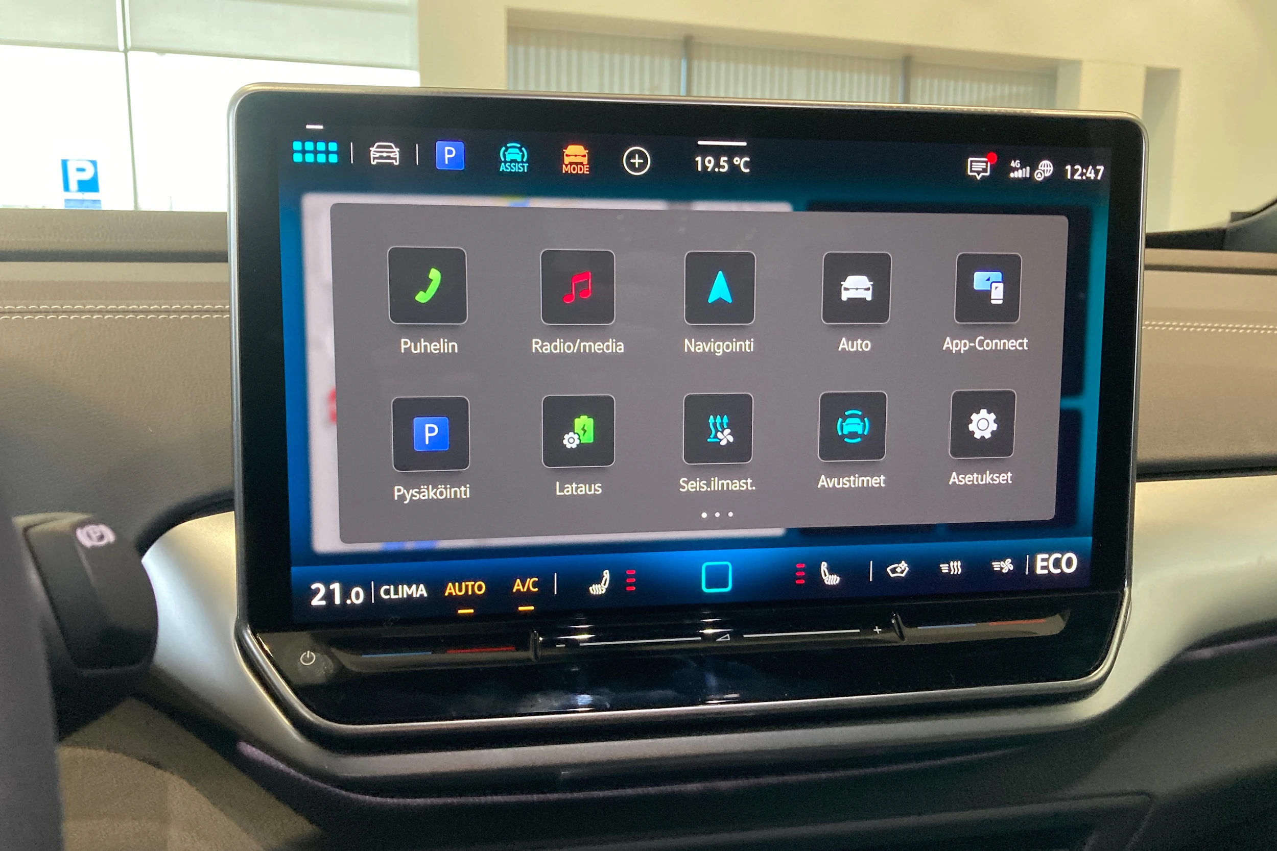 musta Volkswagen ID.4 2026 kuva 15.