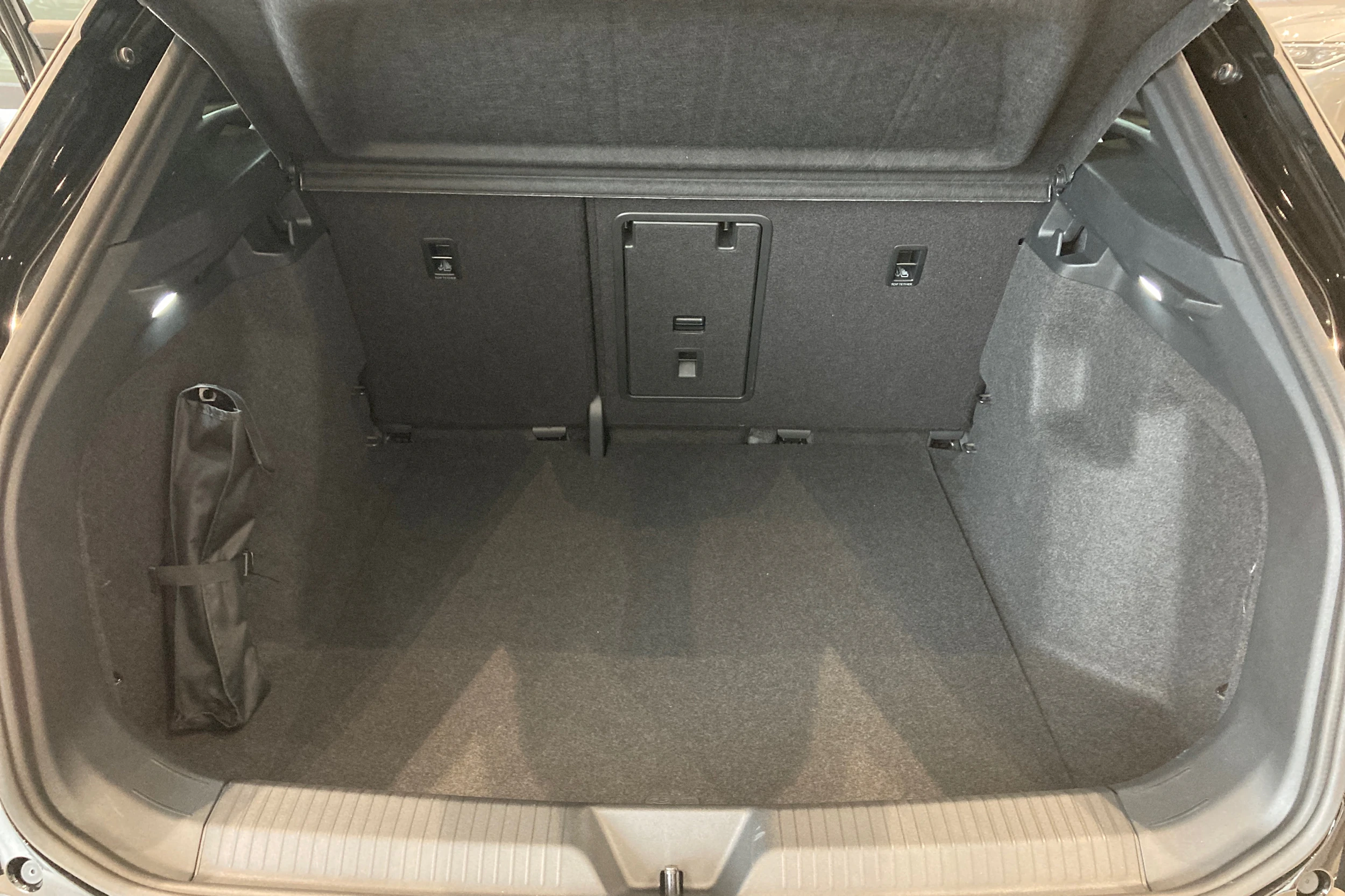 musta Volkswagen ID.4 2026 kuva 19.