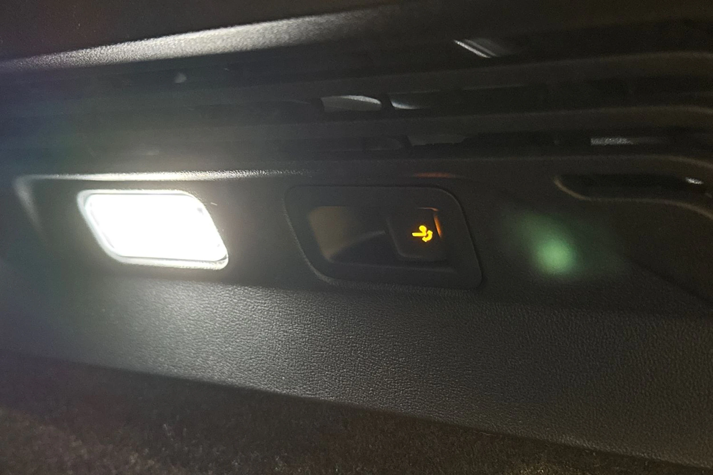 met. sininen Volkswagen ID.4 2026 kuva 12.