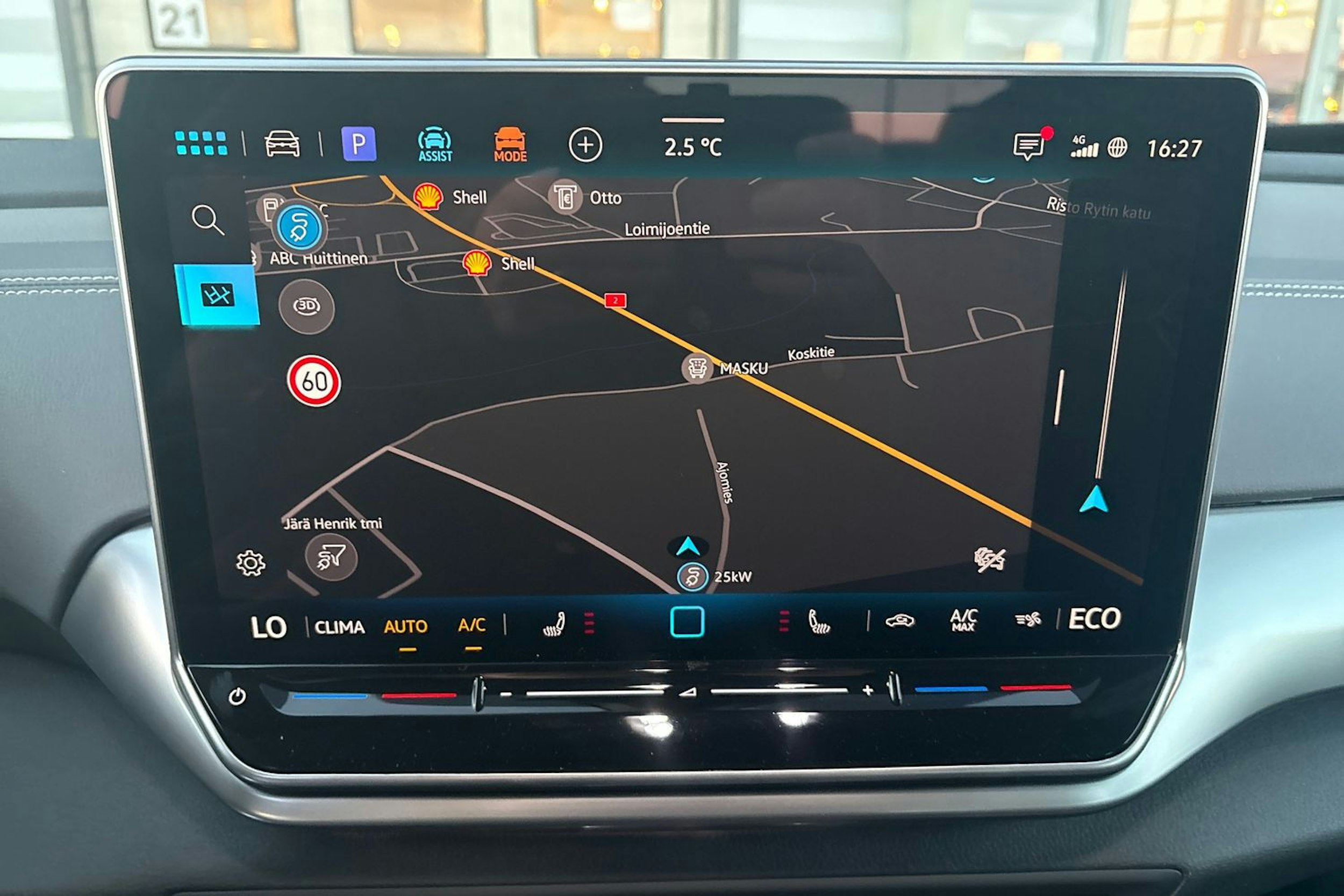 sininen Volkswagen ID.4 2026 kuva 13.