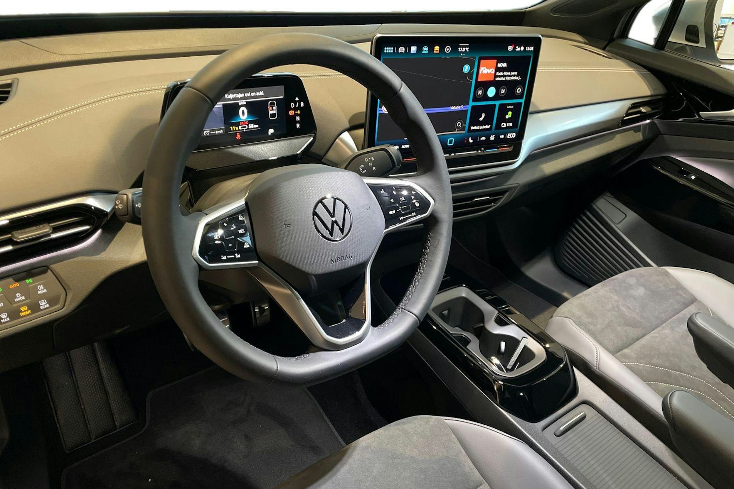 harmaa Volkswagen ID.4 2026 kuva 6.