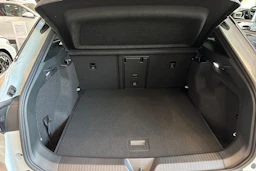 valkoinen Volkswagen ID.4 2026 kuva 27.