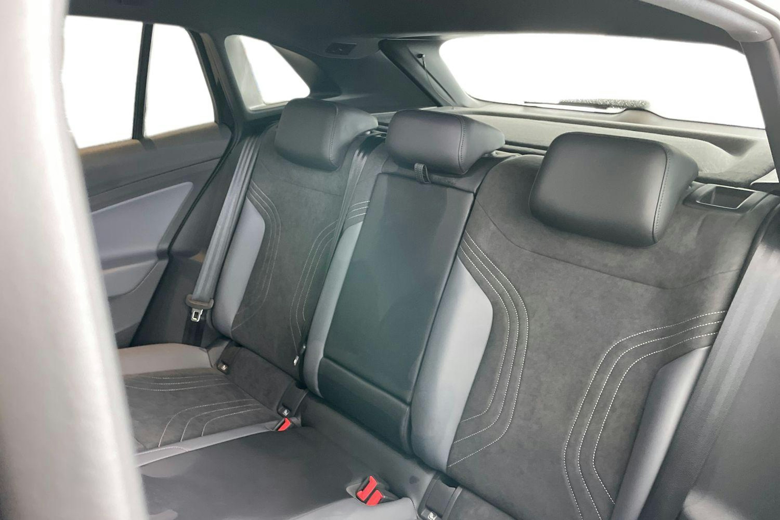 musta Volkswagen ID.4 2026 kuva 8.