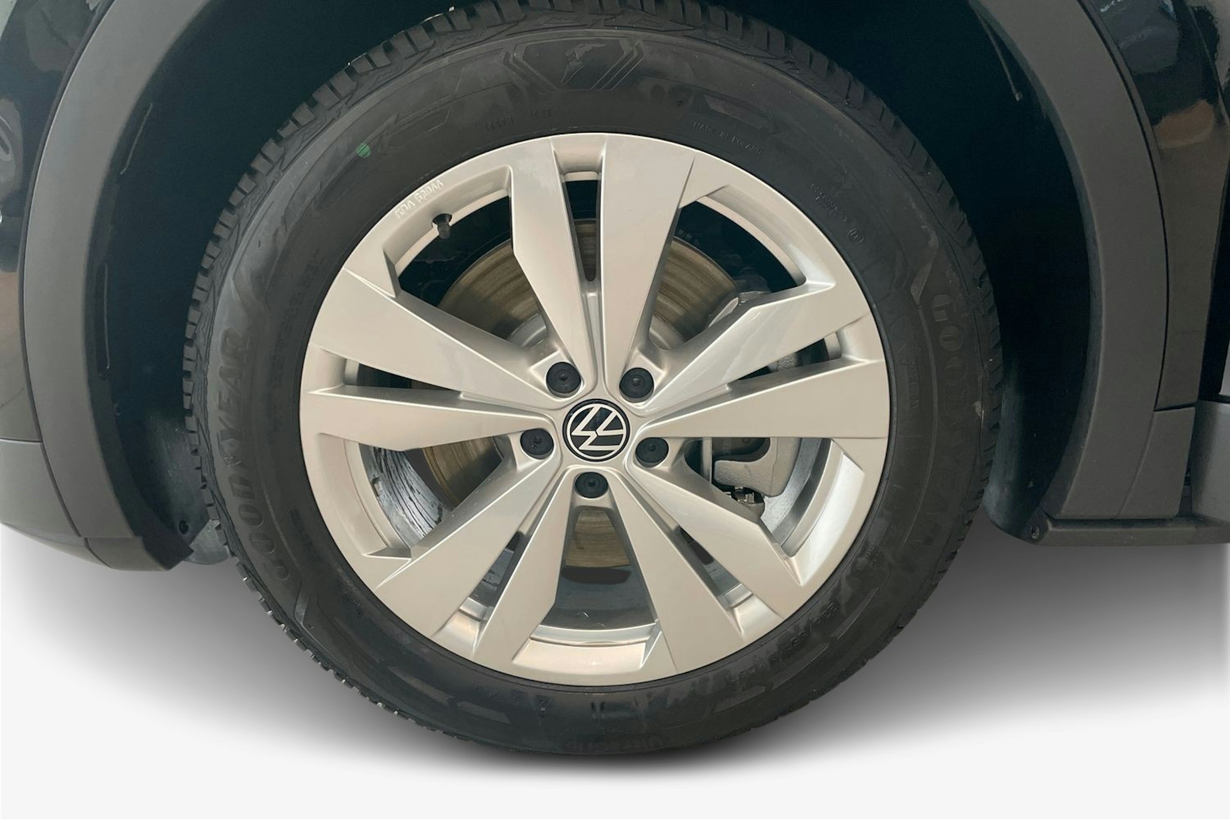 musta Volkswagen ID.4 2026 kuva 9.