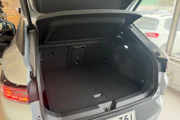 harmaa Volkswagen ID.4 2026 kuva 13.