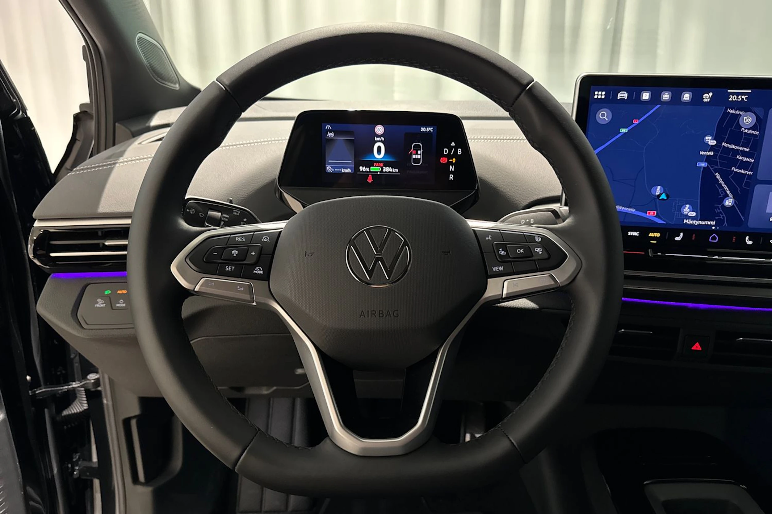 met. musta Volkswagen ID.4 2027 kuva 13.