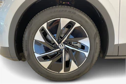 harmaa Volkswagen ID.4 2026 kuva 9.