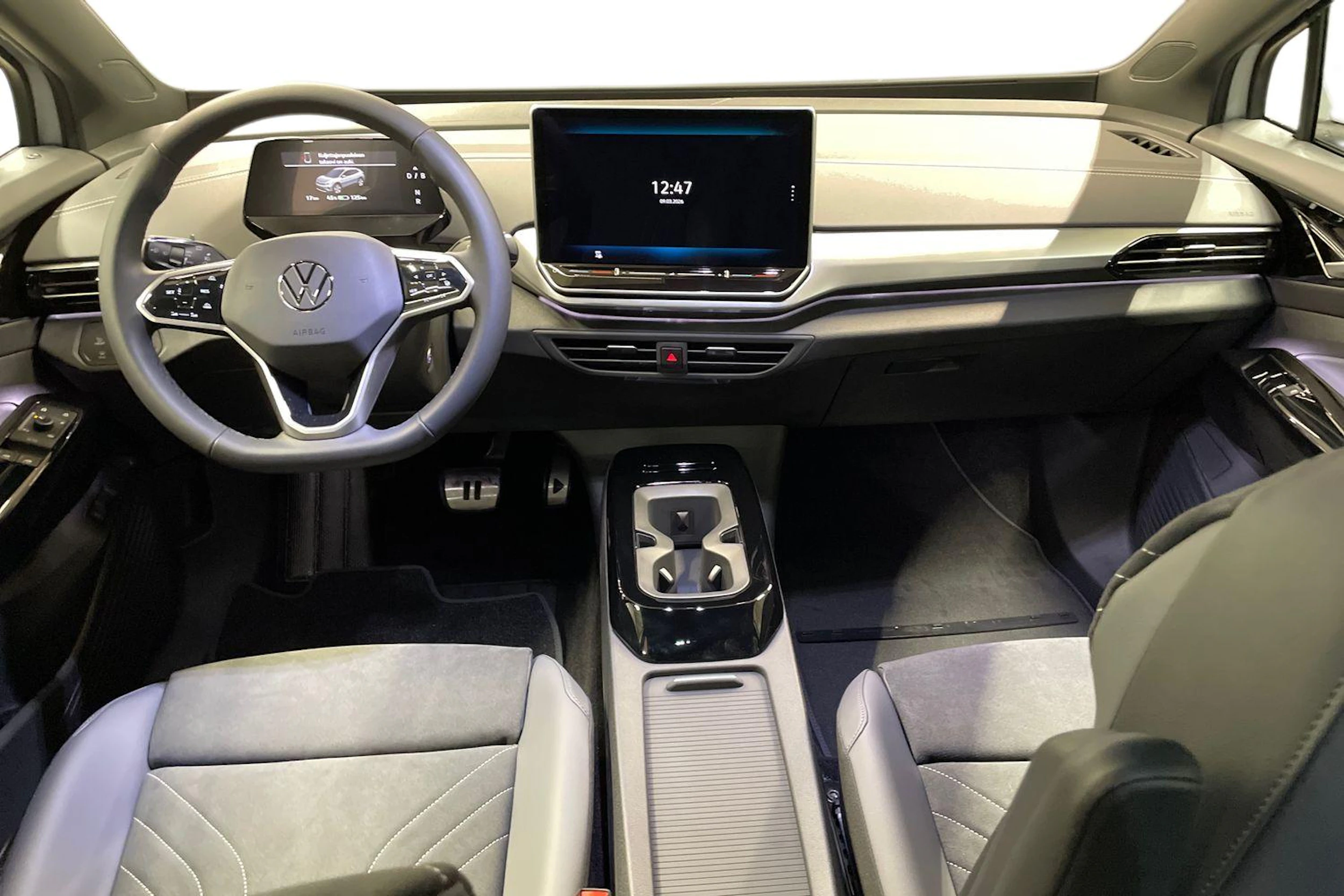 harmaa Volkswagen ID.4 2026 kuva 7.
