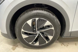 harmaa Volkswagen ID.4 2026 kuva 10.