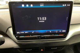 punainen Volkswagen ID.4 2026 kuva 13.