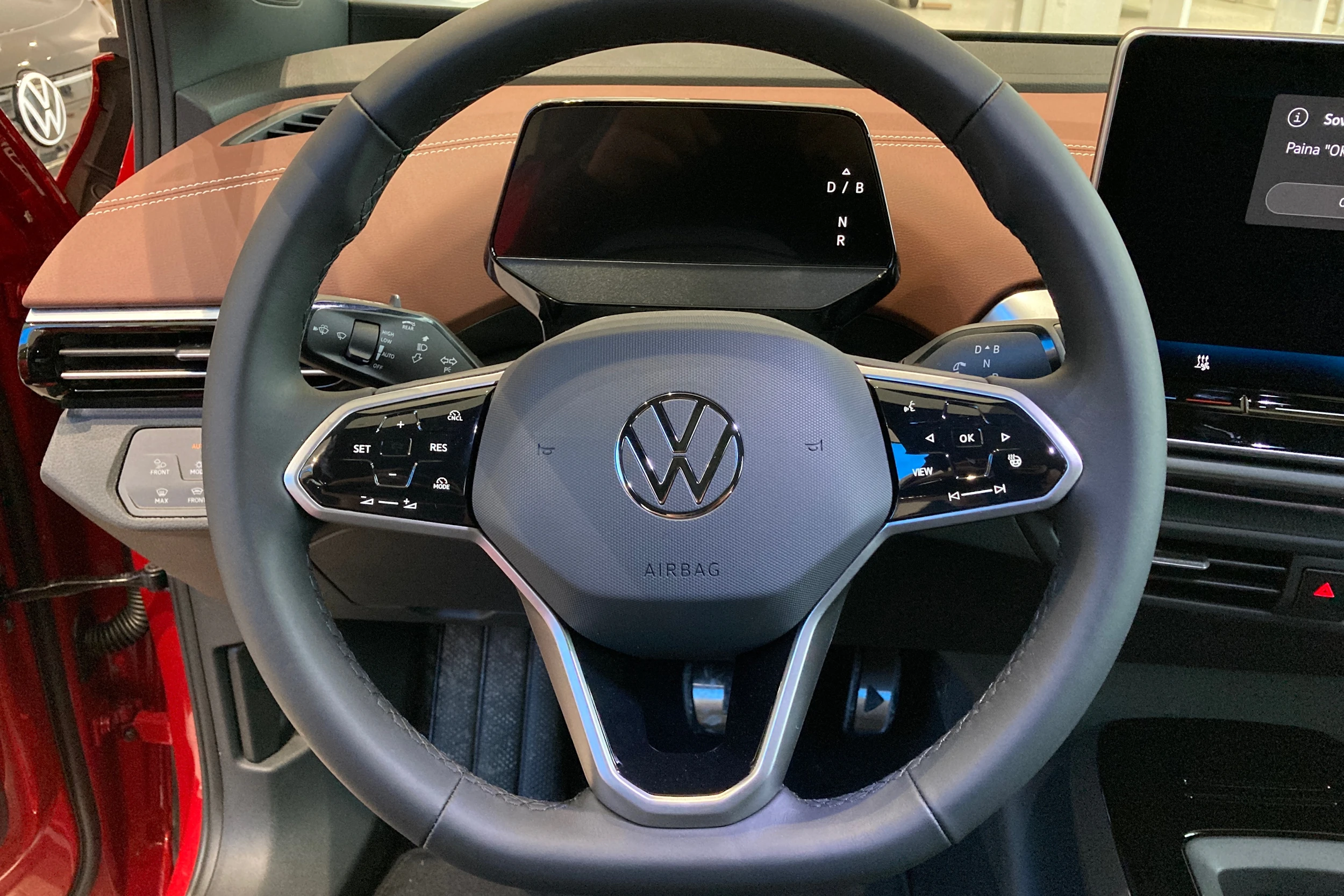 punainen Volkswagen ID.4 2026 kuva 14.