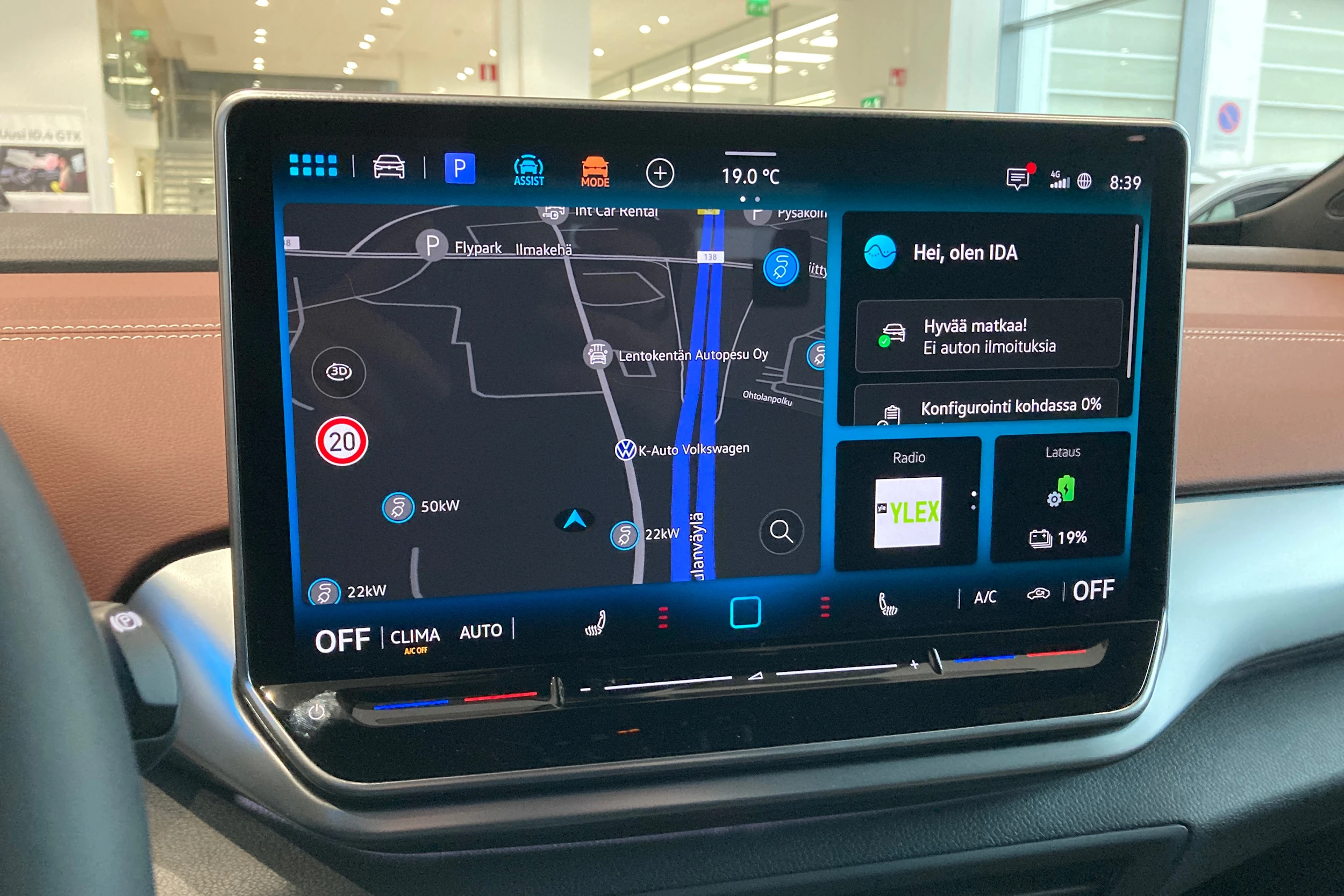 punainen Volkswagen ID.4 2026 kuva 15.