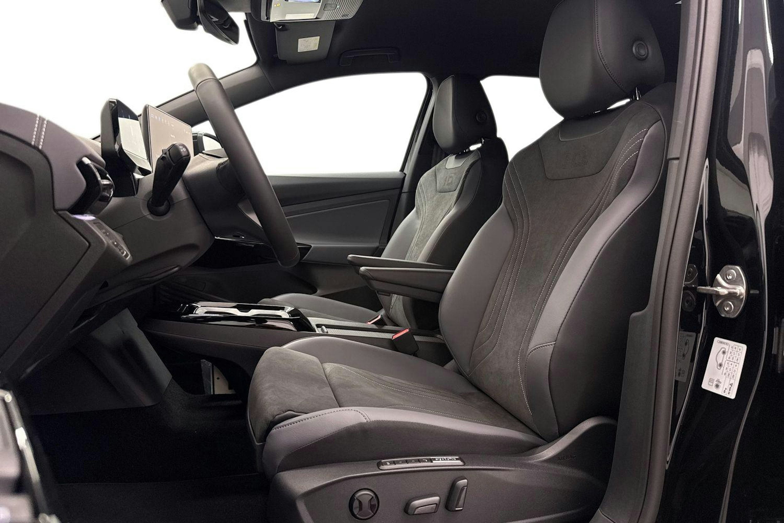 met. musta Volkswagen ID.4 2026 kuva 8.