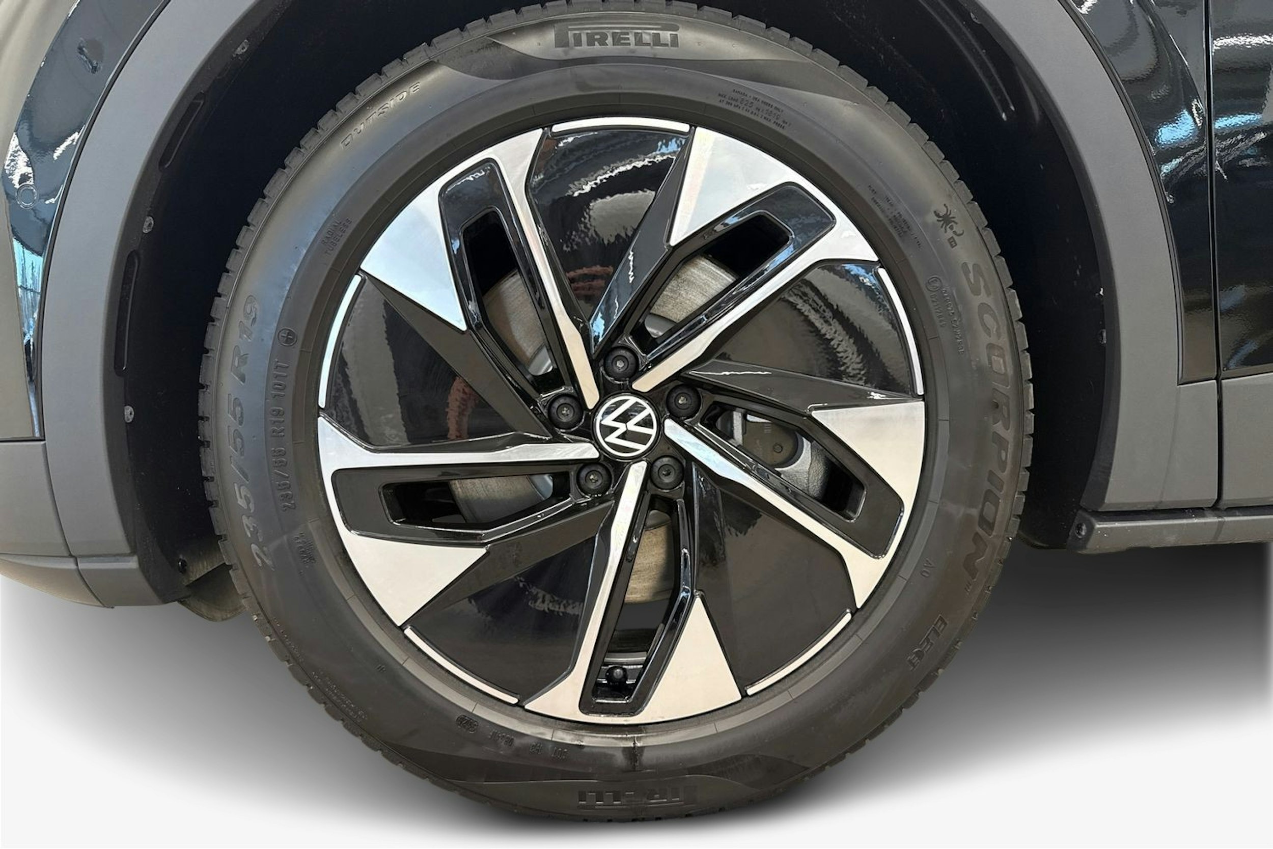 met. musta Volkswagen ID.4 2026 kuva 9.