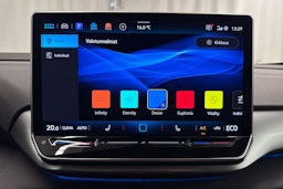 met. musta Volkswagen ID.4 2026 kuva 27.