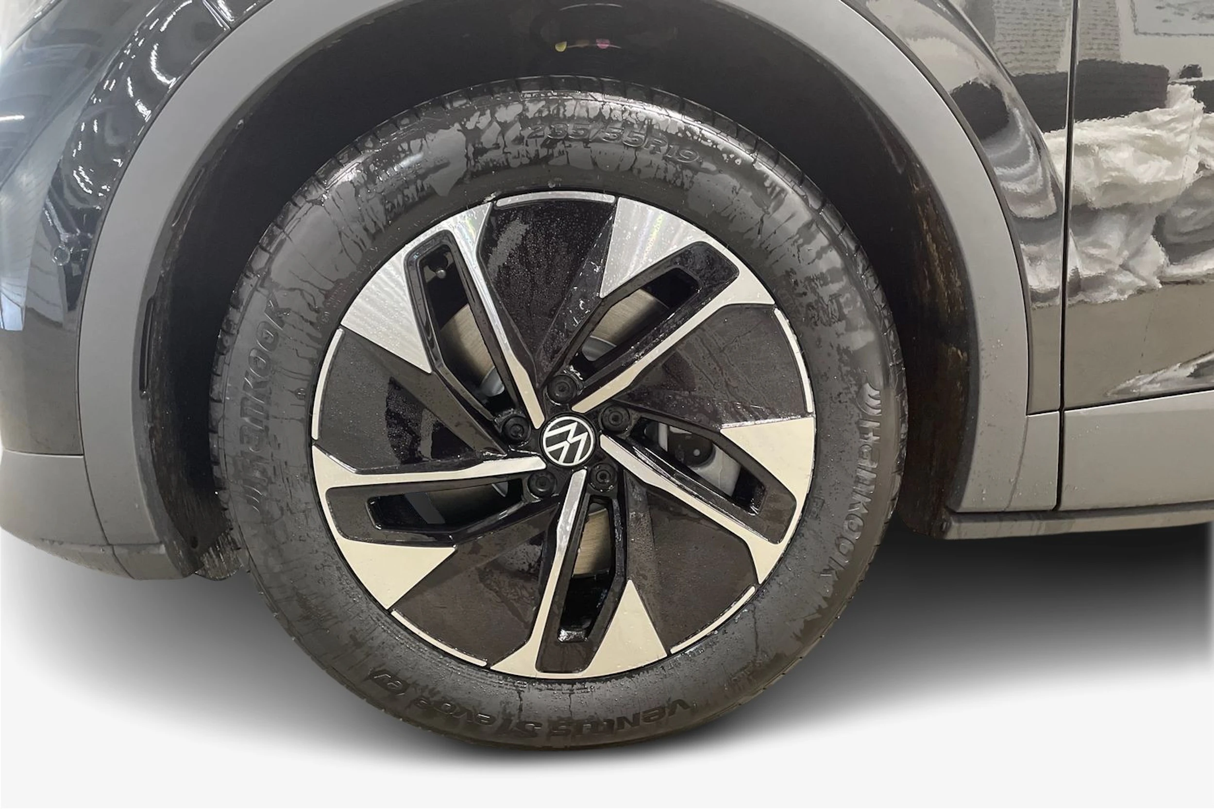 musta Volkswagen ID.4 2026 kuva 12.