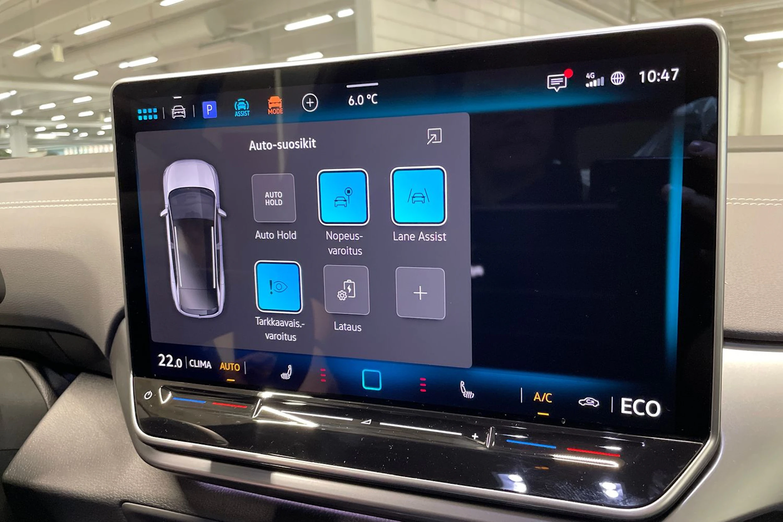 sininen Volkswagen ID.4 2026 kuva 15.