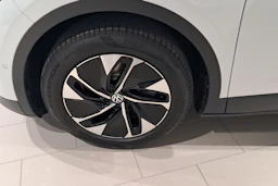 valkoinen Volkswagen ID.4 2026 kuva 10.